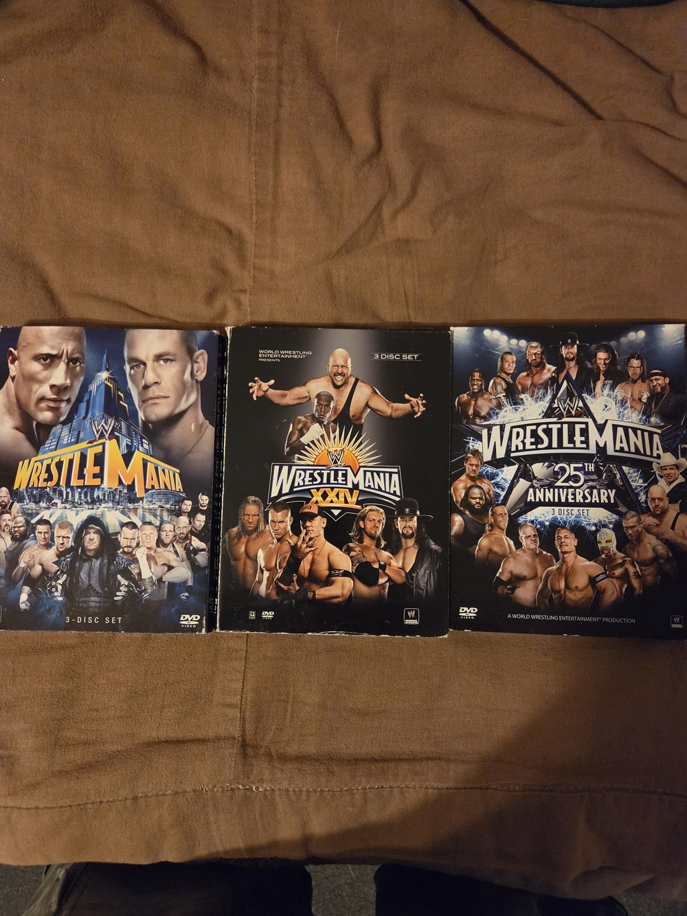 3 WWE WrestleMania DVD
